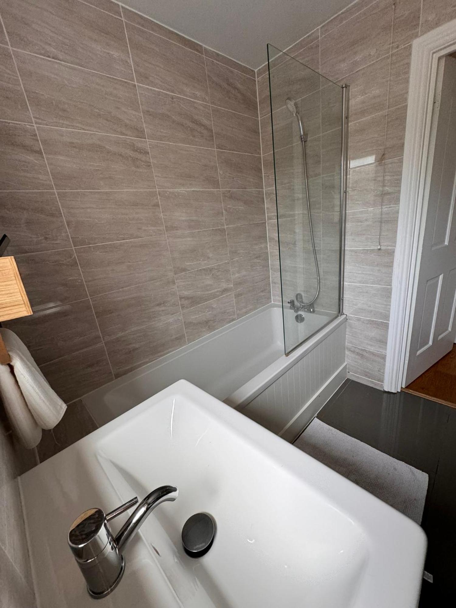 2-Bedroom Flat Walking Distance To Excel London - Perfect Location! Luaran gambar